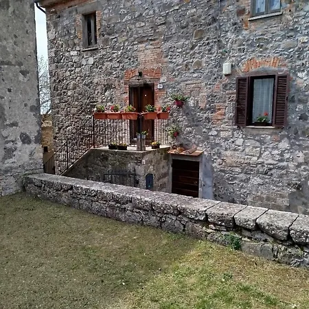 L' Antico Lavatoio * Radicofani